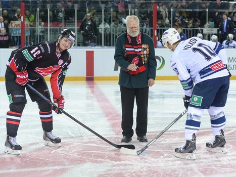 08.01.2015 "Авангард" - "Динамо" Мск 3:7