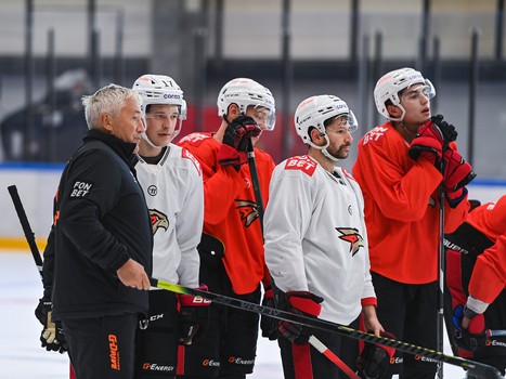 Тренировка «Авангарда» в Омске