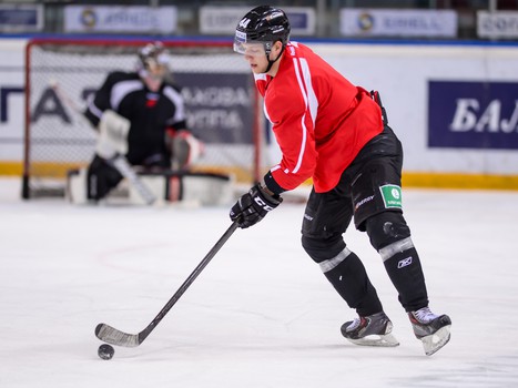 Тренировка "Авангарда" под руководством главного тренера команды Евгения Корноухова