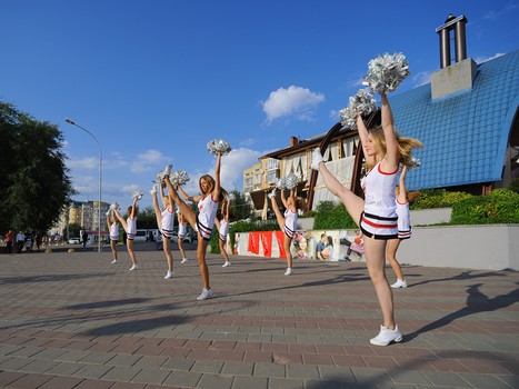 "Черри" провели мастер-класс для жителей Омска