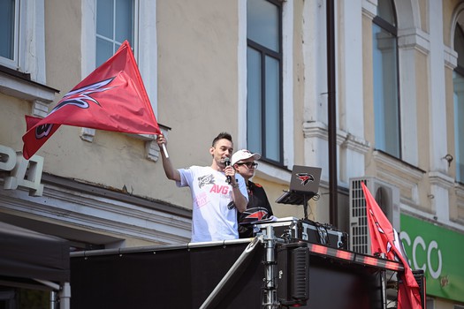 Кастом Пати с Артёмом Ильенко