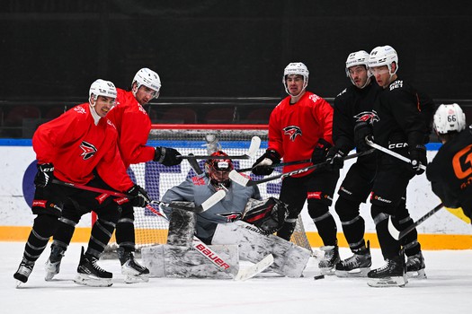 Тренировка «Авангарда» перед матчем во Владивостоке