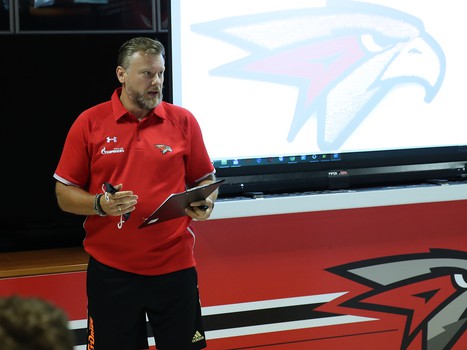 Сезон начинается. Командное собрание «Авангарда»