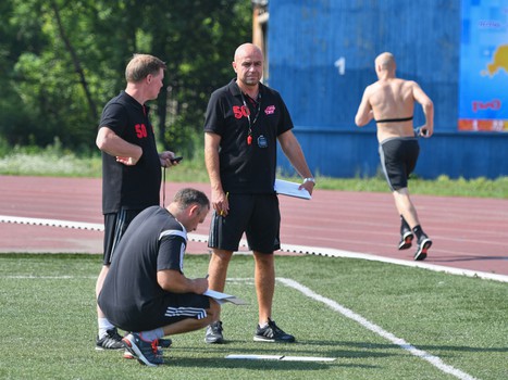 Тест Купера на стадионе "Авангард"