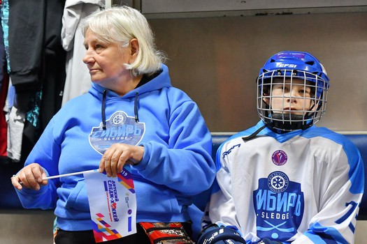 Турнир по следж-хоккею в Омске, день 1