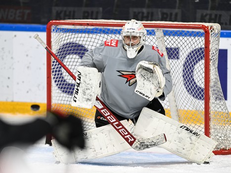 Раскатка «Авангарда» перед матчем в Уфе