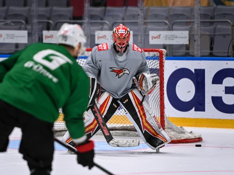 Раскатка «Авангарда» перед матчем в Сочи