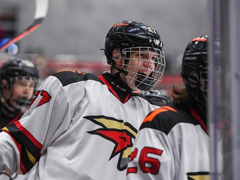 Четвёртый игровой день финала Первенства ЮХЛ в Омске