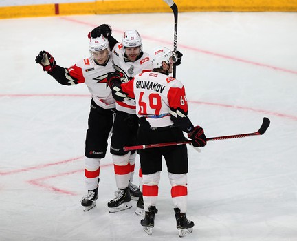 07.03.2020. 1/4 Востока, матч №4. «Салават Юлаев» - «Авангард» 1:5