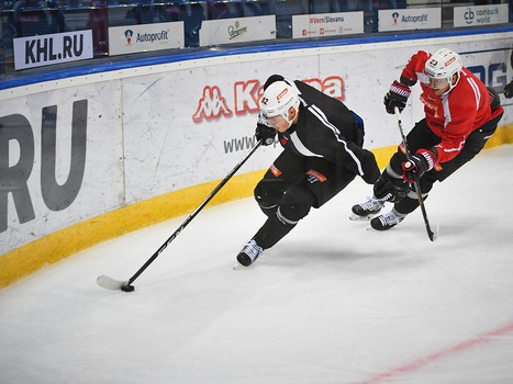 Раскатка "Авангарда" перед выездным матчем со "Слованом"