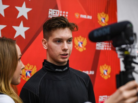 Пятый игровой день финала Первенства ЮХЛ в Омске