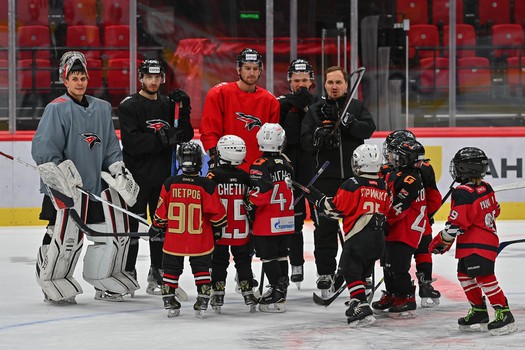 Тренировка воспитанников Хоккейной Академии «Авангард» 2019 года рождения на G-Drive Арене