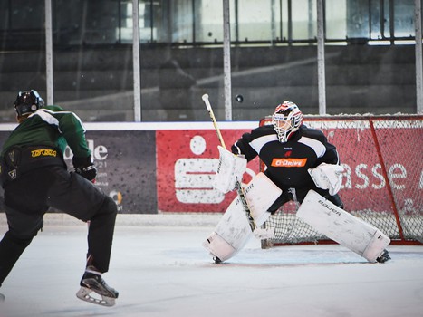 Раскатка "Авангарда" перед товарищеским матчем со сборной Италии