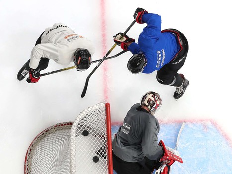 «Авангард» продолжает тренировки