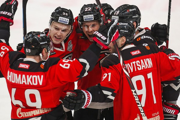 Вторая победа над чемпионом! Как «Авангард» увеличил преимущество в серии с «Ак Барсом»