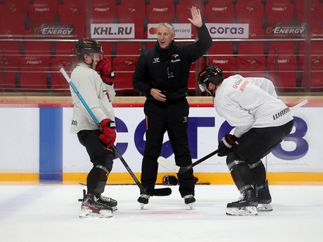 Раскатка «Авангарда» перед матчем против СКА