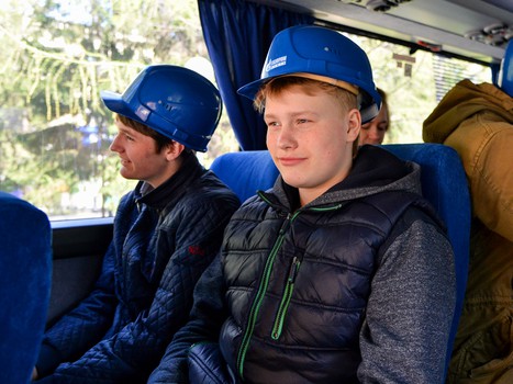 Экскурсия "Авангарда"-2000 на Омском НПЗ