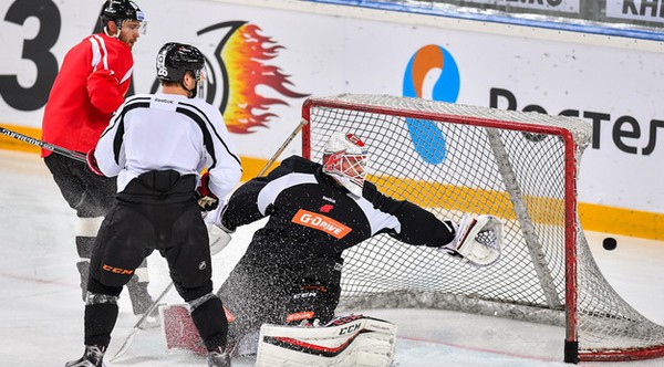 Раскатка "Авангарда" перед матчем с "Салаватом Юлаевым" (ФОТО)