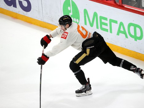 «Авангард» тренируется в Балашихе