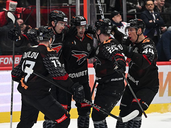 ОТЛИЧНЫЙ СТАРТ | Победная раздевалка «Авангарда» после 1 матча с «Нефтехимиком»