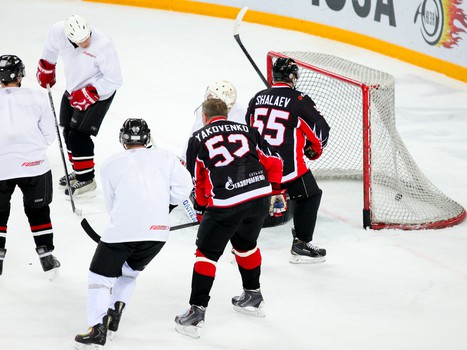 Первая победа "Офисных Ястребов"