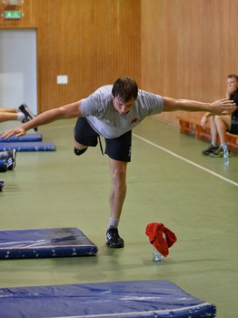 Акробатическая тренировка "Авангарда"