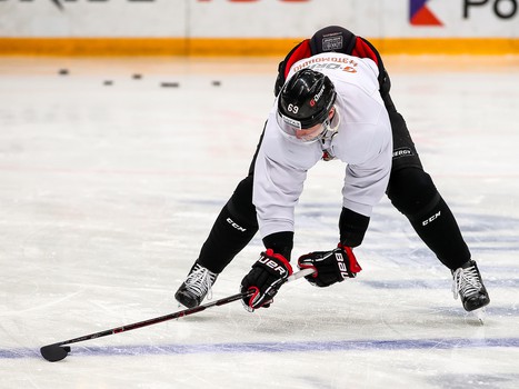 Раскатка «Авангарда» перед четвертым матчем серии с «Барысом»