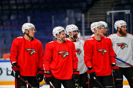 Тренировка «Авангарда» перед матчем в Казани