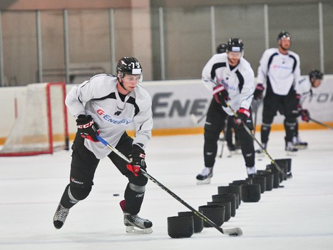 Ледовая тренировка "Авангарда"