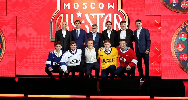 «Авангард» на церемонии представления участников ФОНБЕТ Матча Звезд КХЛ 2020