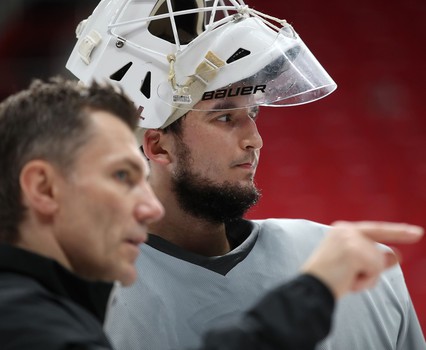 Новичок «Авангарда»: вратарь Эмиль Гарипов