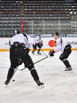 Раскатка "Авангарда" перед матчем с "Нефтехимиком"