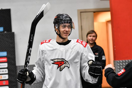 Двусторонний матч «Авангарда»