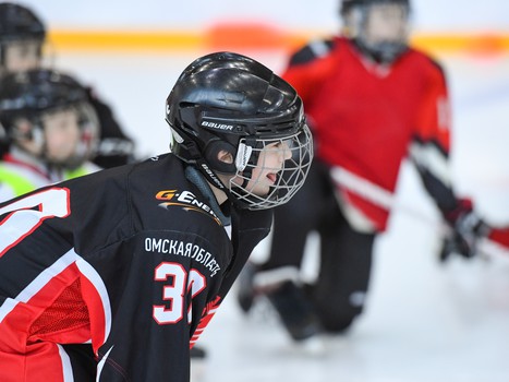 Мастер-класс Егора Мартынова для воспитанников Хоккейной Академии «Авангард» в Омске