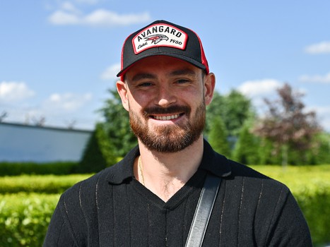 Артём Блажиевский прилетел в Омск