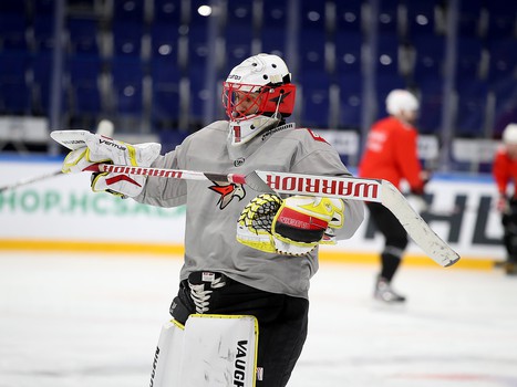 Тренировка «Авангарда» перед матчем в Уфе