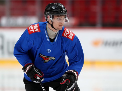 Первая тренировка «Авангарда» в новом сезоне