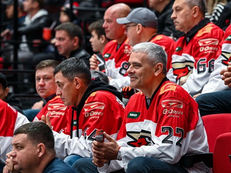 15.10.2023. «Авангард» - «Локомотив» 4:1