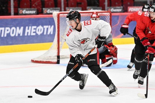 Первая ледовая тренировка «Авангарда»