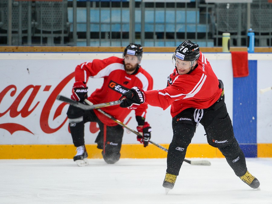 Раскатка "Авангарда" перед домашним матчем с "Трактором"
