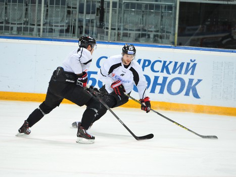 Открытая тренировка "Авангарда" для СМИ перед стартом плей-офф