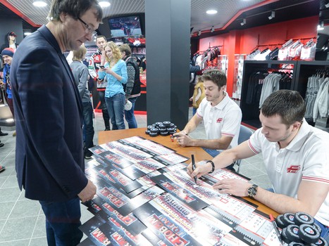 Открытие фан-магазина ХК "Авангард" в "Арене Омск"