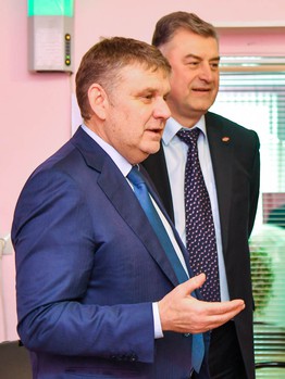 Подарки перед Новым годом. "Авангард" в гостях у друзей из ОДКБ