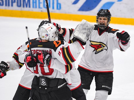 Заключительный день финала Первенства ЮХЛ в Омске