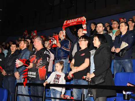 31.03.2019. Фан-зоны "Авангарда" в Омске 