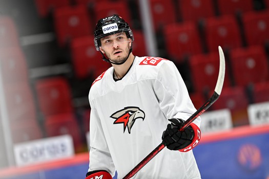 Первая ледовая тренировка «Авангарда»