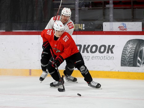 Тренировка «Авангарда» перед матчем в Екатеринбурге