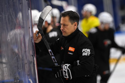 Тренировка «Авангарда» перед матчем в Уфе