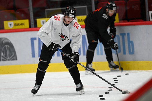 Тренировка «Авангарда» перед матчем с «Адмиралом»