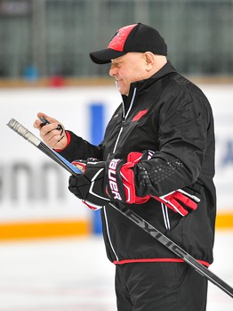 Открытая тренировка "Авангарда" для СМИ перед стартом плей-офф